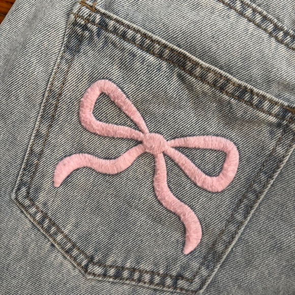 Edikted Jeans - Picture 3 of 3